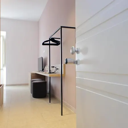 Pensionat Youroom Quattro Fontane - Rom